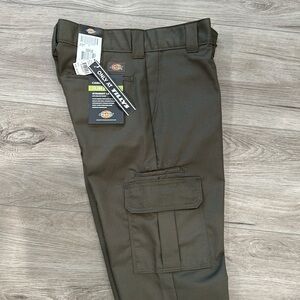 DICKIES CARGO PANTS TILLY’S EXCLUSIVE SLIM FIT